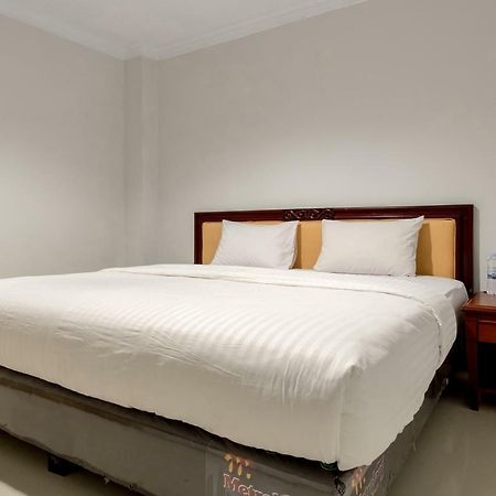 Oyo 1752 Hotel Wisata Kisaran Экстерьер фото