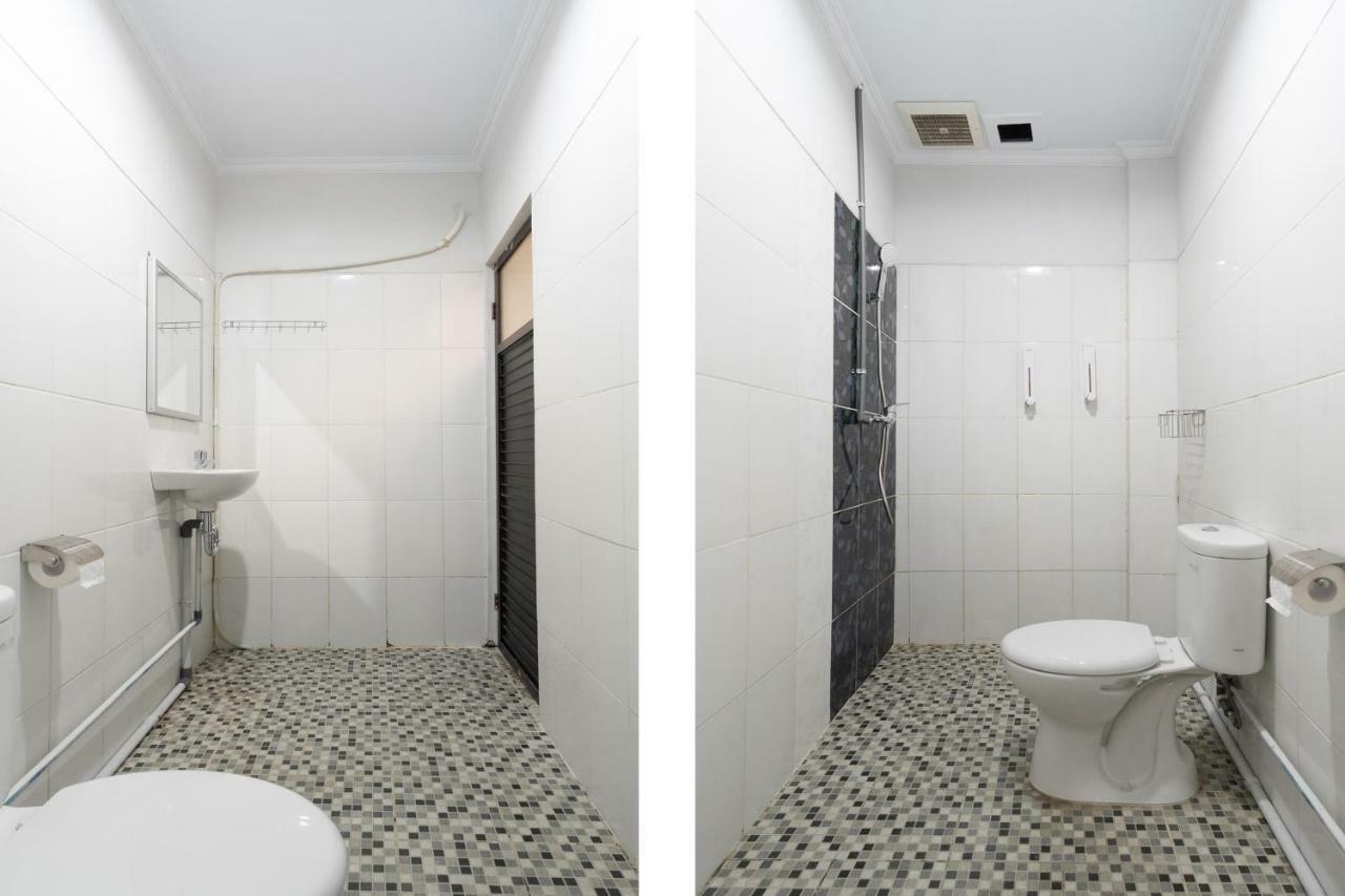 Oyo 1752 Hotel Wisata Kisaran Экстерьер фото
